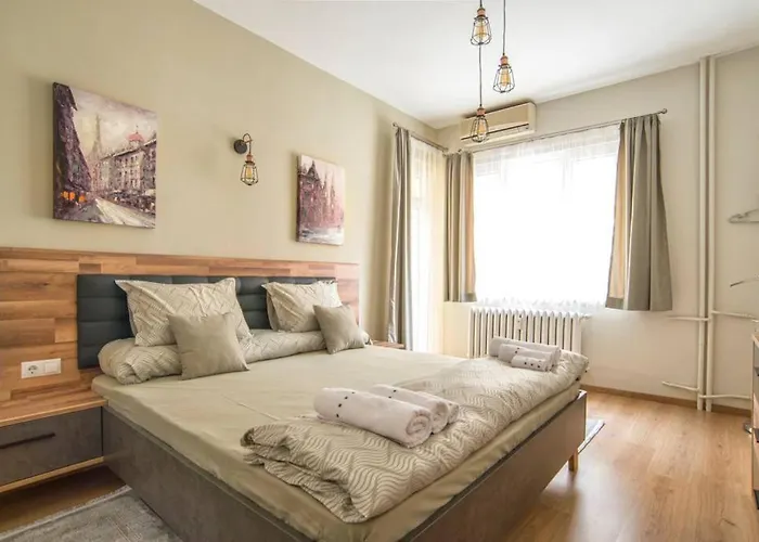 Elegant & Stylish 2 Bedroom Διαμέρισμα